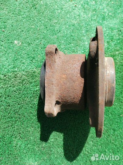 Ступица задняя Mercedes Gla