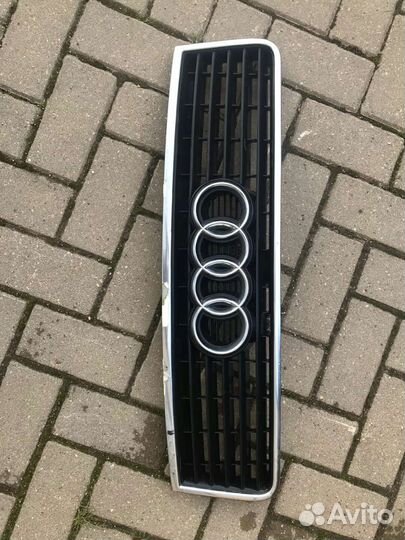 Решётка радиатора Audi A6 C5