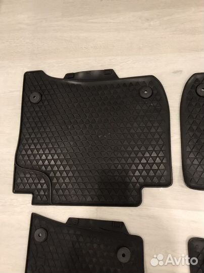 Автомобильные коврики Volkswagen Touareg