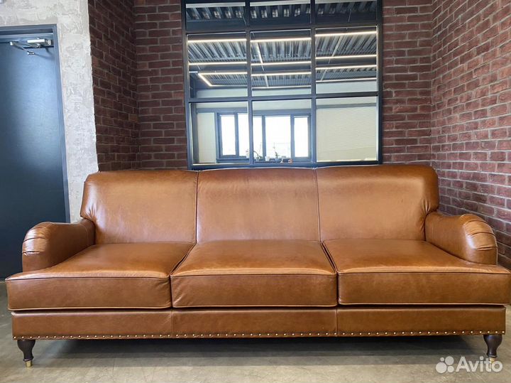 Диван кожаный