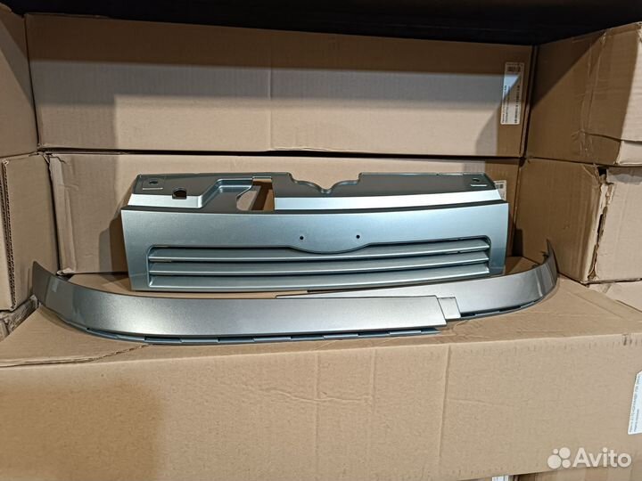 Решетка радиатора и ресницы ваз 2110 кварц