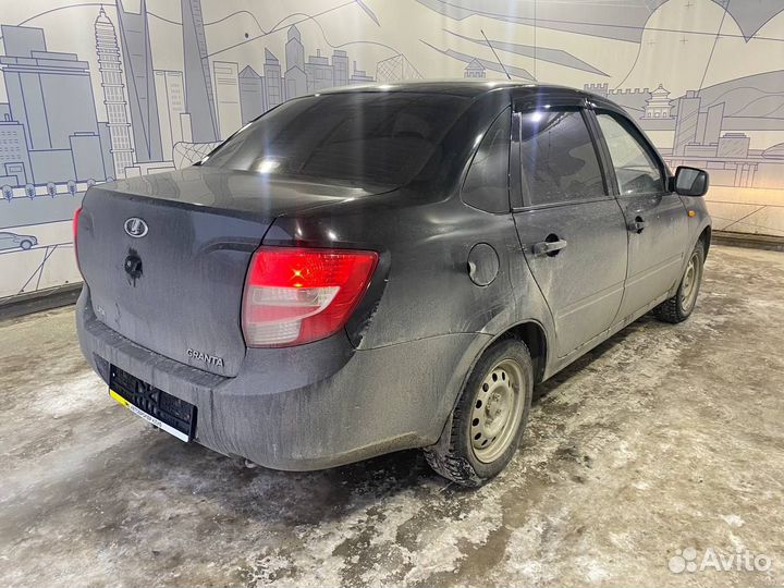 LADA Granta 1.6 МТ, 2015, 145 000 км