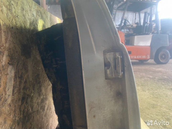 Дверь боковая задняя левая Ваз 2112 седан 21083