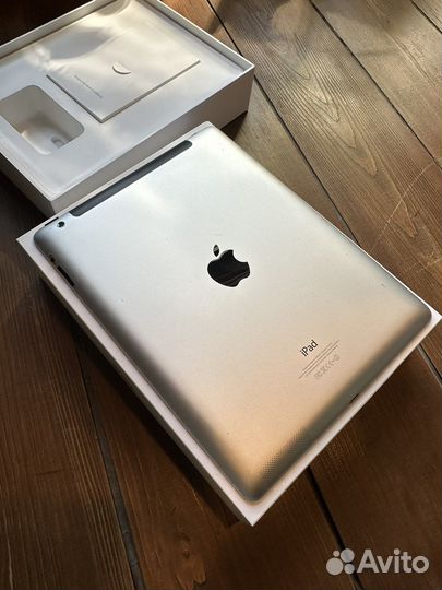 Aplle iPad 2 cellular 64GB белый