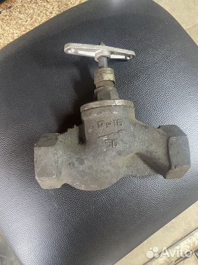 Клапан запорный(вентиль)чугунный