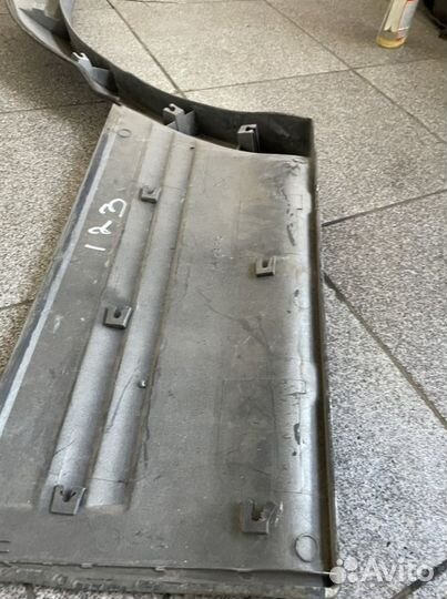 Накладка двери задней правой Mitsubishi Pajero 2