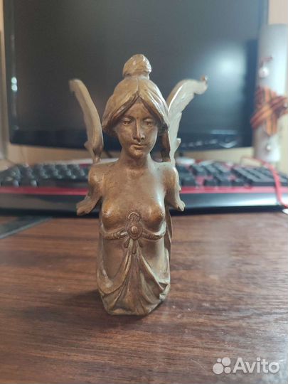 Накладка на антикварный столик (Ника)