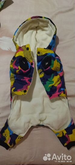 Комбинезон на маленькую собачку