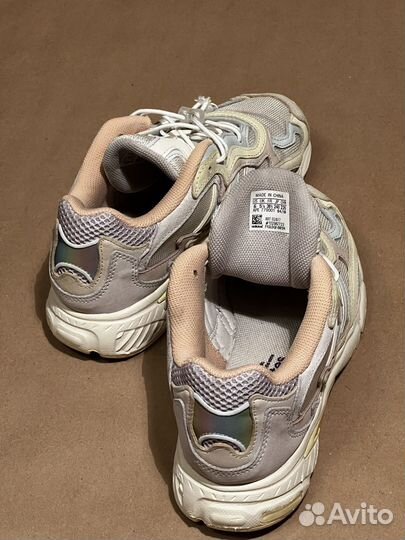 Кроссовки adidas temper run