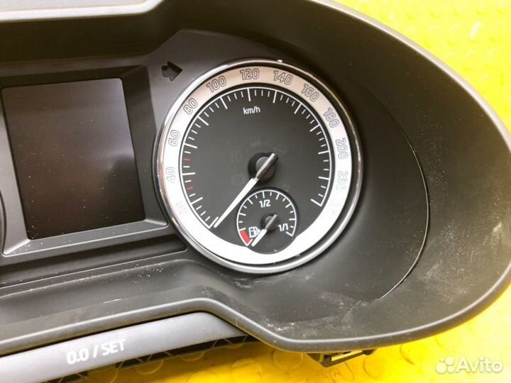 Панель приборов (щиток) Skoda Octavia cwva 2017