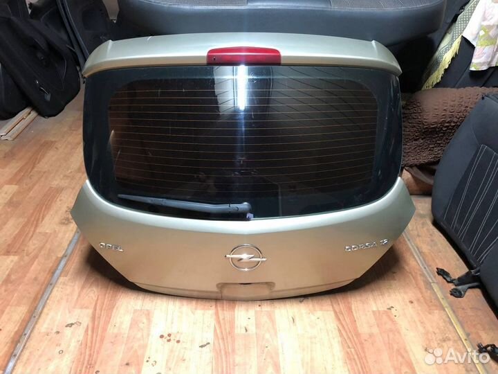 Крышка багажника Opel Corsa d
