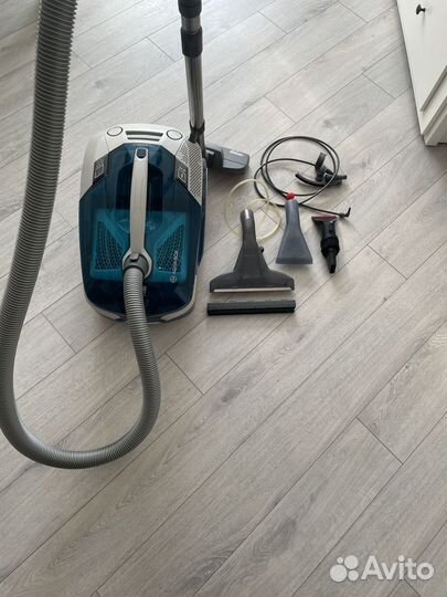 Пылесос моющий Thomas SKY XT