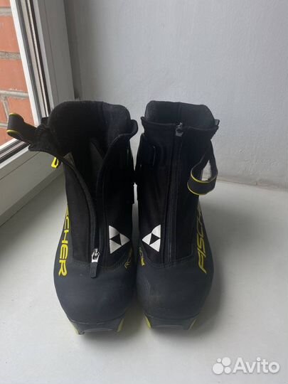 Лыжные коньковые ботинки fischer RC3 skate