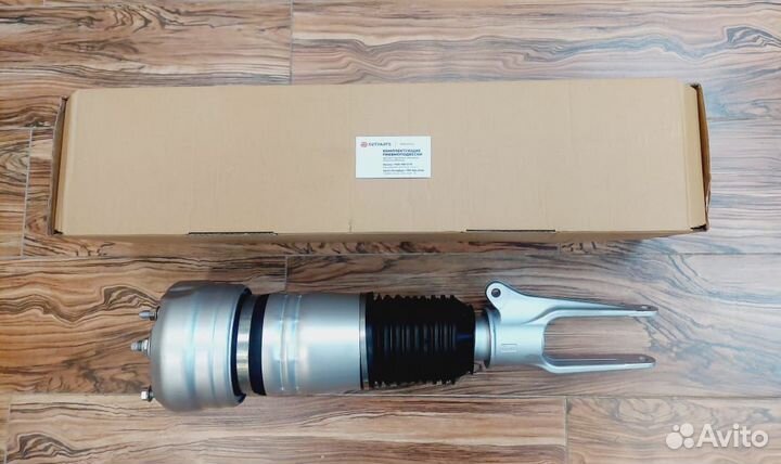 Пневмостойка Porsche Panamera 970 передняя правая