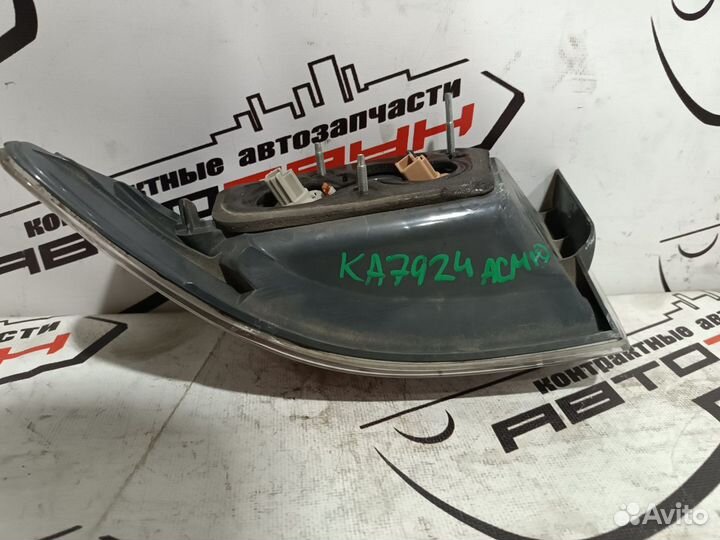 Фонарь toyota gaia ACM10G ACM15G CXM10G SXM10G SXM