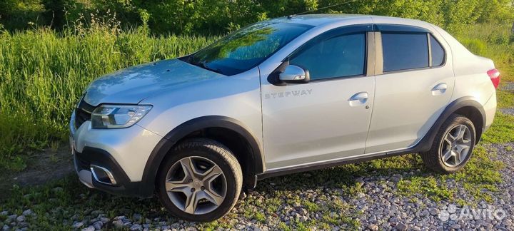 Renault Logan Stepway 1.6 AT, 2019, 69 000 км
