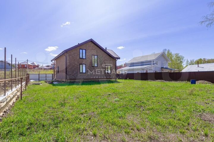 Коттедж 173 м² на участке 10 сот.