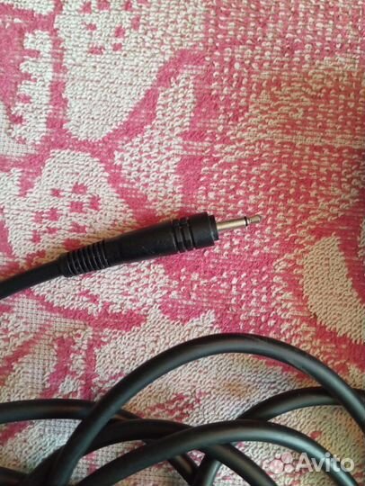 Микрофон для караоке проводной