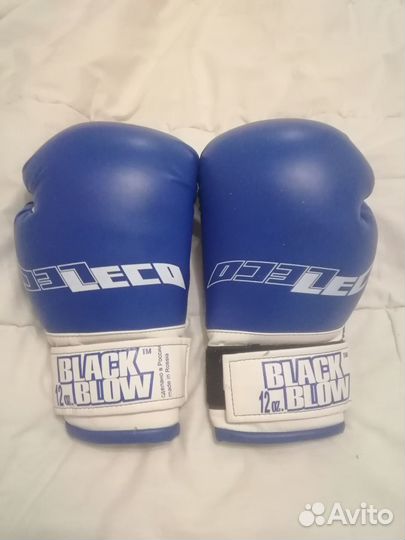 Боксерские перчатки 12 oz