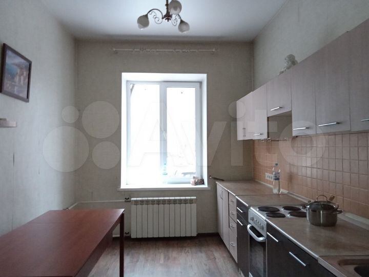 2-к. квартира, 75 м², 1/15 эт.