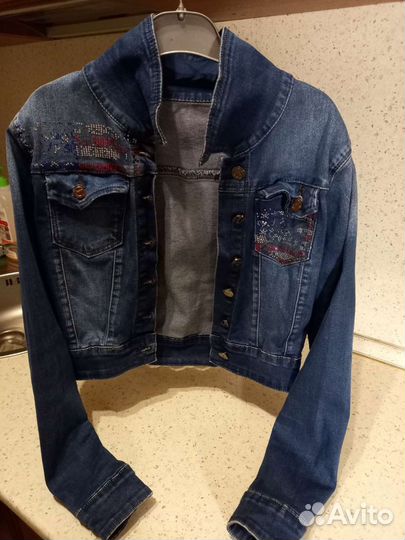Джинсовая куртка для девочки