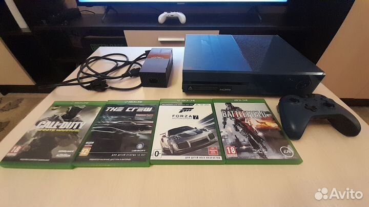 Xbox One (Лимитированая версия)