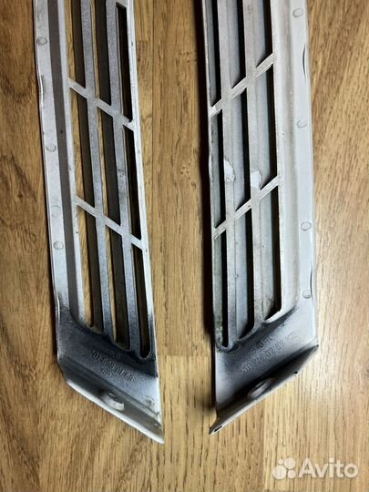 Молдинги крыла задние W124