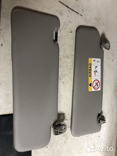 Солнцезащитный козырек Renault Logan 2