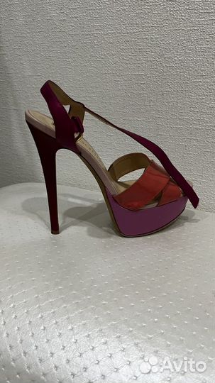 Босоножки Pollini оригинал 35 р