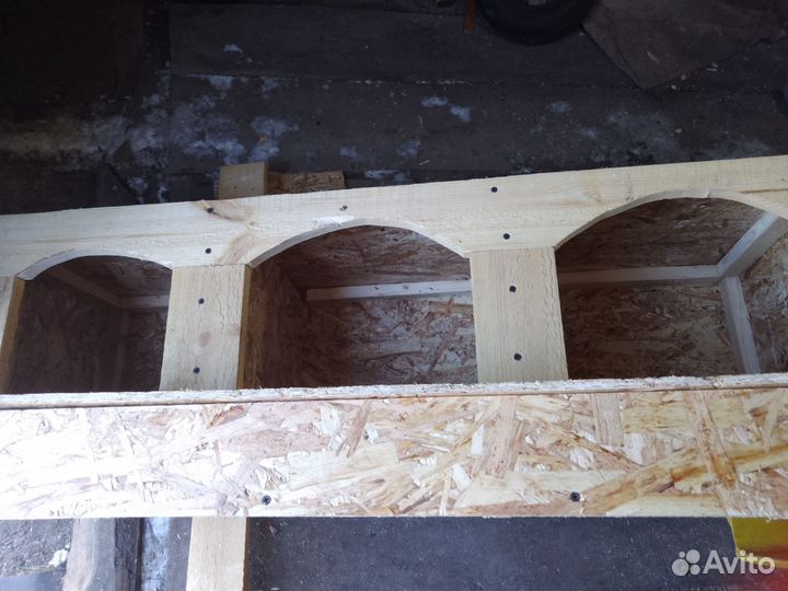 Гнездо для кур несушек с яйцосборником