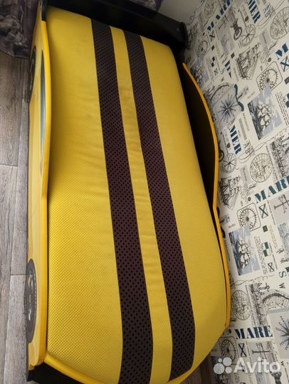 Кровать машинка