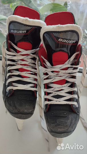 Хоккейные коньки bauer