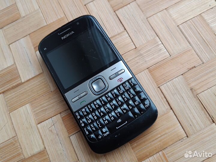 Nokia E5-00