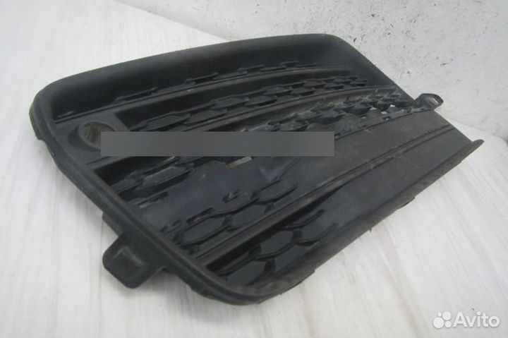 Решетка бампера Volvo XC90 2 L