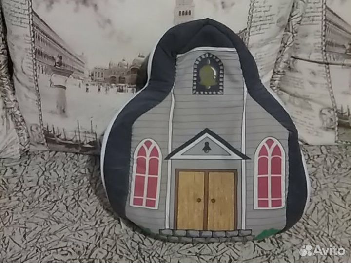 Мягкие игрушки Медведи в домике