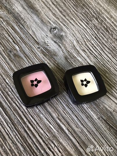 Тени для век