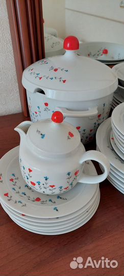 Набор столовой посуды