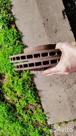 Тормозные диски Тойота Марк2