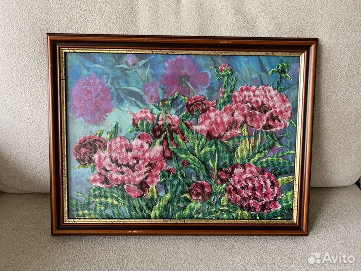 Картина вышитая бисером