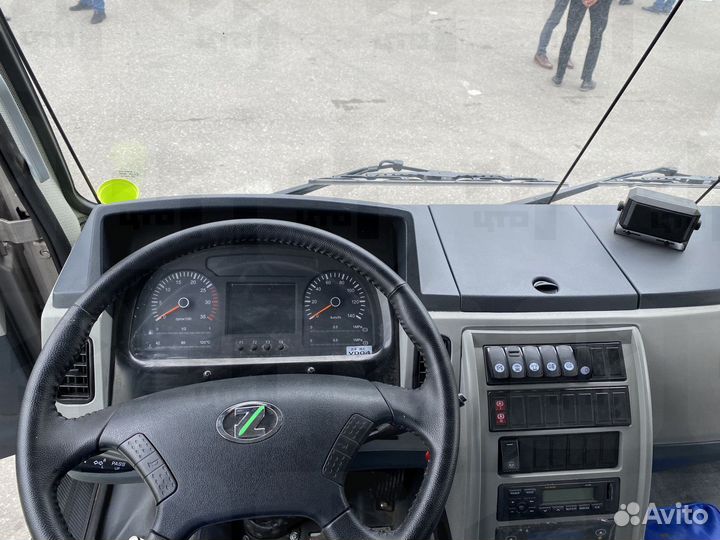 Zoomlion ZTC1000V, 2024