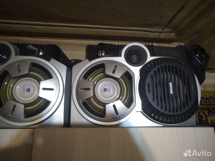 Колонки от музыкального центра philips