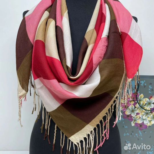 Шарфы и палантины