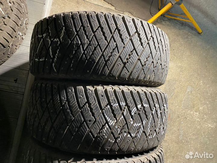 Goodyear Ultragrip Ice Arctic 225/50 R17 98T