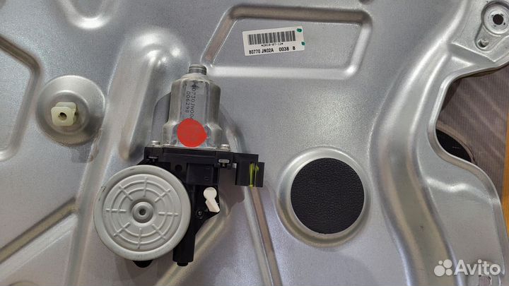 Стеклоподъемник перед Nissan teana J32 Прав