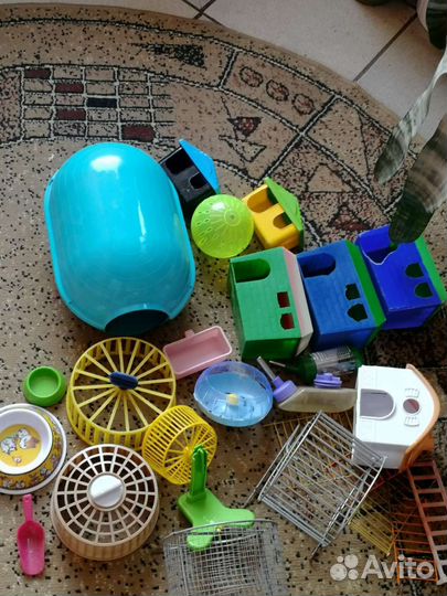 Одежда для собак, игрушки,лотки