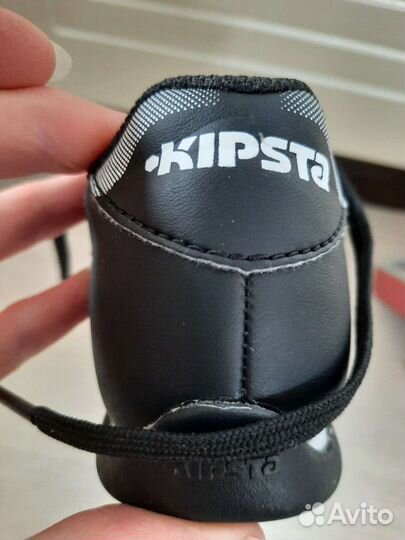 Футбольные бутсы, кроссовки