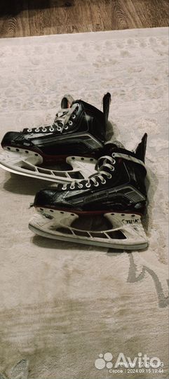 Хоккейные коньки bauer 43 размер