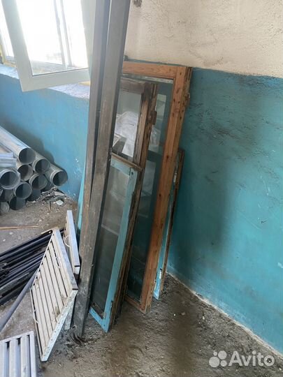 Деревянные оконные рамы бу