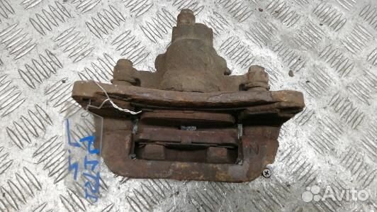 Суппорт тормозной задний левый subaru legacy 3 (2S