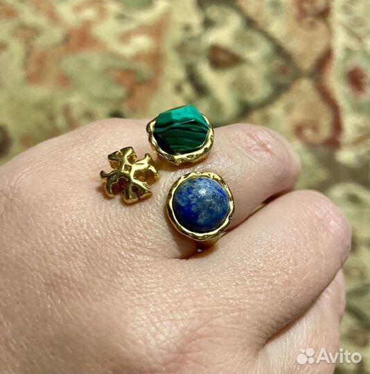 Серьги и кольцо от Tory Burch с малахитом